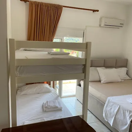 Rudi Apartment