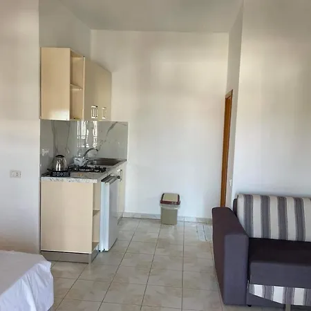 Rudi Apartment *