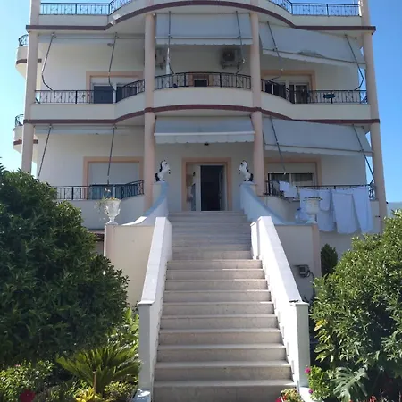 Διαμέρισμα Rudi Orikum